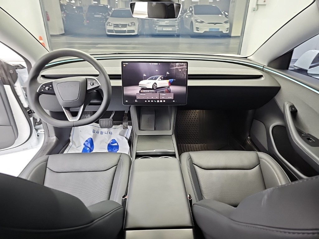 Tesla Model 3, 2025 — фото 6 из 12
