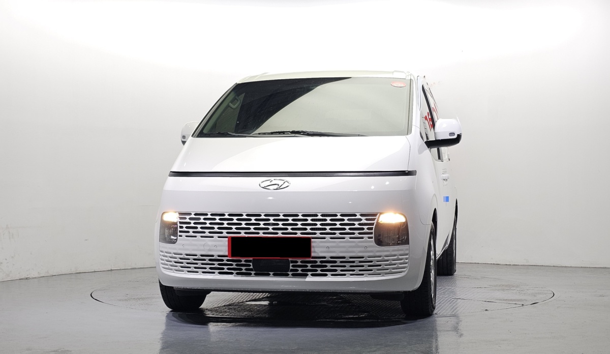Hyundai Staria, 2023 — фото 3 из 12
