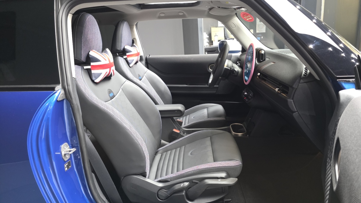 Mini Cooper, 2025 — фото 10 из 12