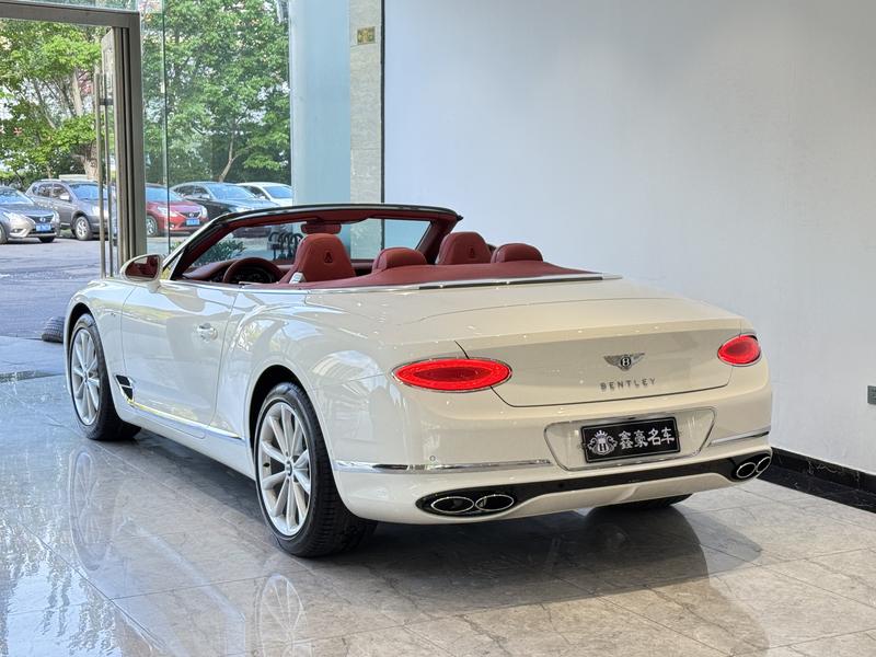 Bentley Continental GT, 2023 — фото 3 из 12