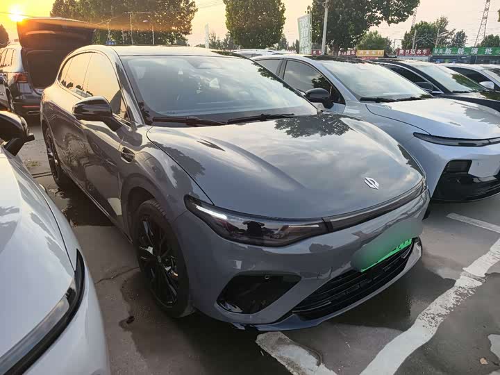 Leapmotor Lafa5, 2026 — фото 3 из 9