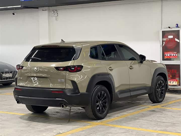 Mazda CX-50, 2023 — фото 5 из 9