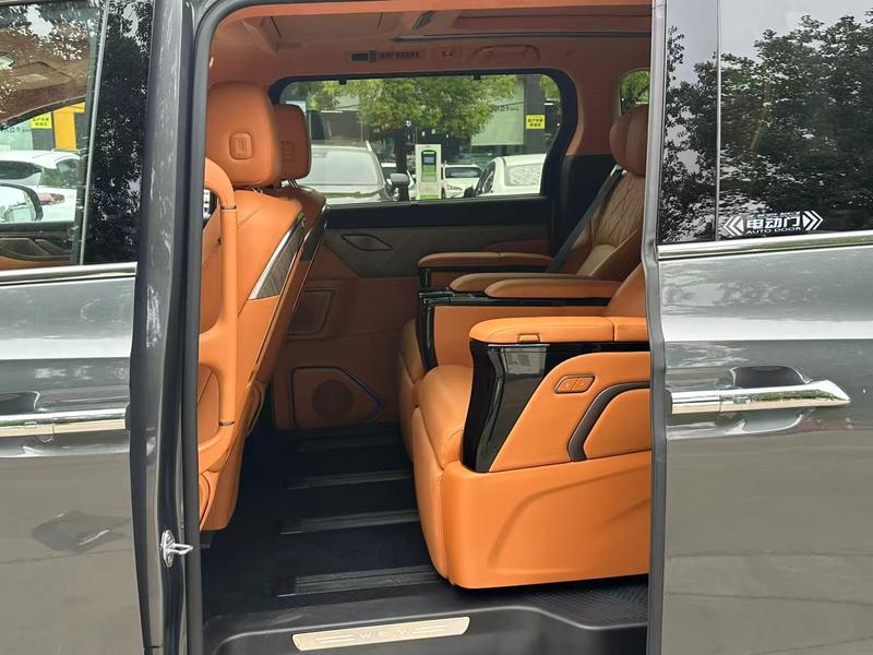 Wey 80 Hybrid, 2025 — фото 11 из 12
