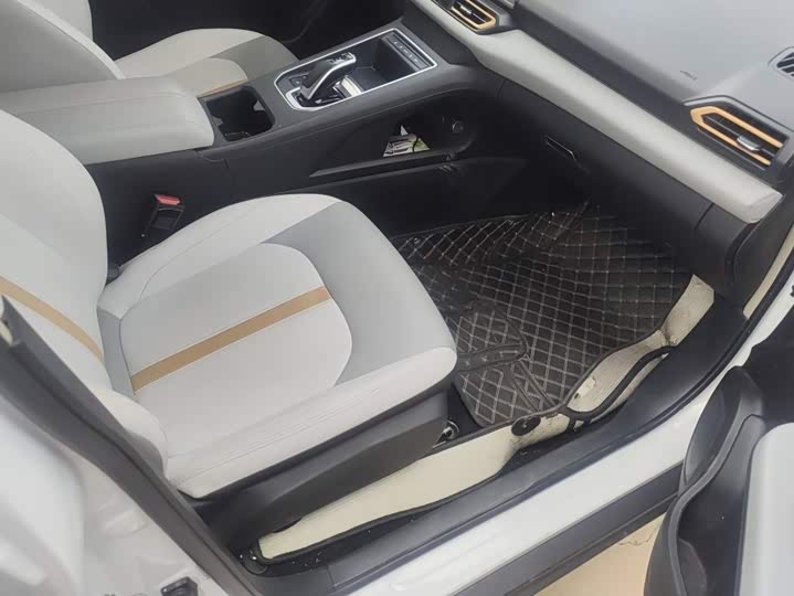 Dongfeng Aeolus E70, 2023 — фото 8 из 9
