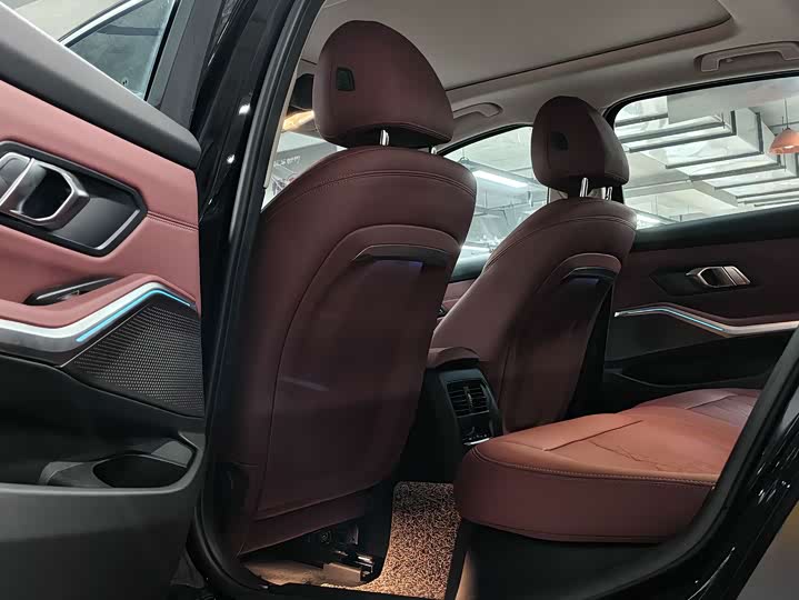 BMW 3 Series, 2024 — фото 7 из 9