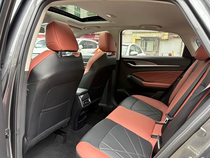 Changan Eado Plus, 2024 — фото 6 из 9