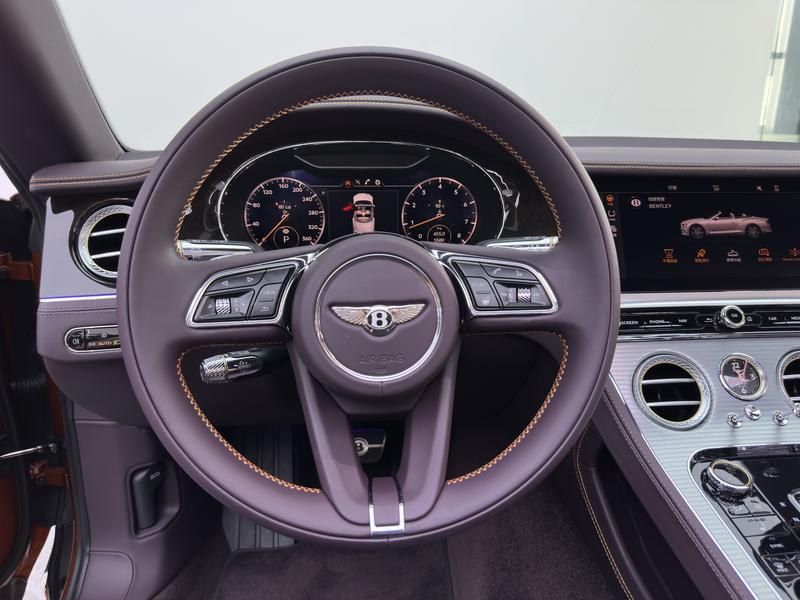 Bentley Continental GT, 2023 — фото 9 из 12