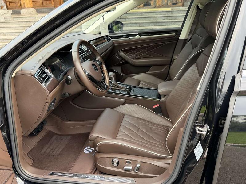 Volkswagen Phideon, 2023 — фото 8 из 10