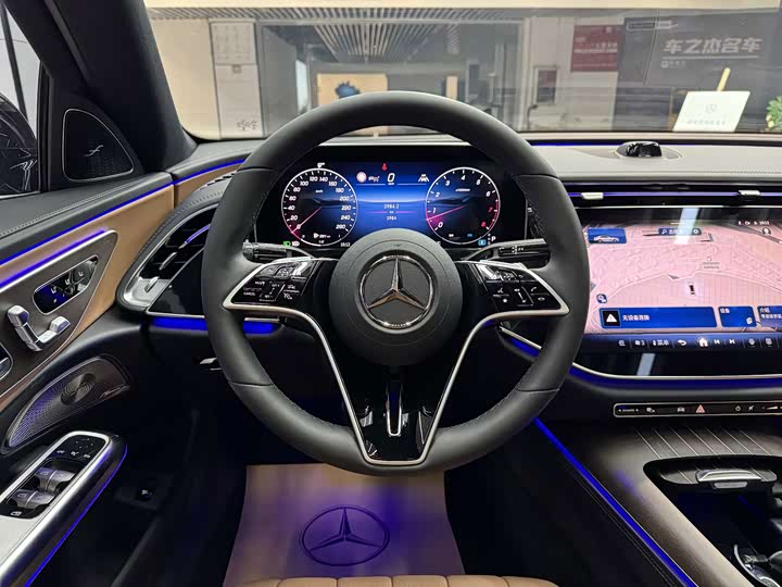 Mercedes-Benz E-Class, 2025 — фото 8 из 9
