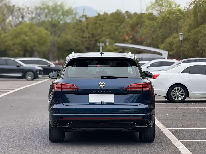 Volkswagen Touareg, 2022 — фото 4 из 9
