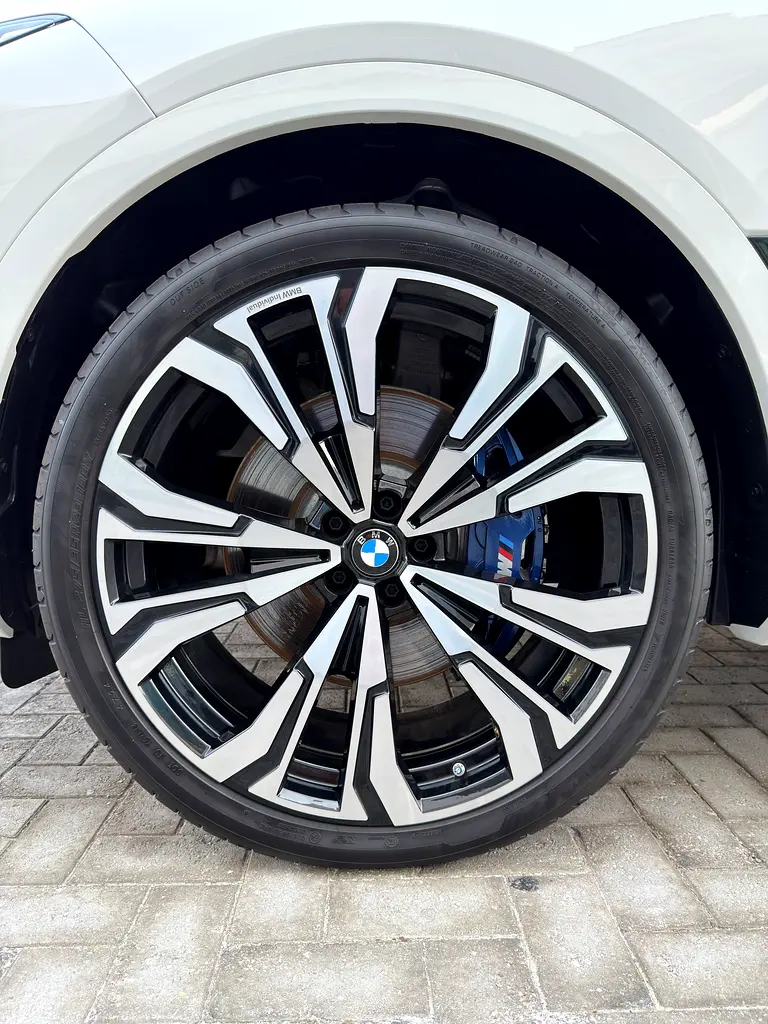 BMW X7, 2026 — фото 6 из 10