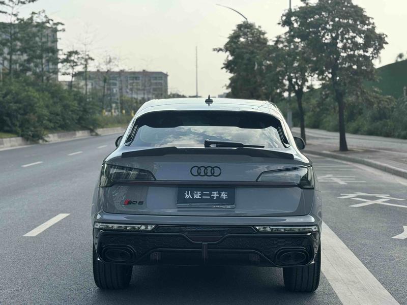 Audi Q5L Sportback, 2023 — фото 6 из 11