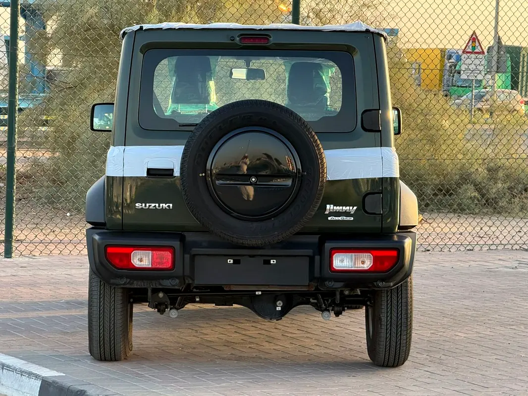 Suzuki Jimny, 2026 — фото 8 из 10