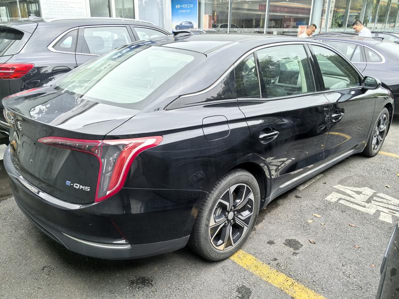 Hongqi E-QM5, 2024 — фото 2 из 8