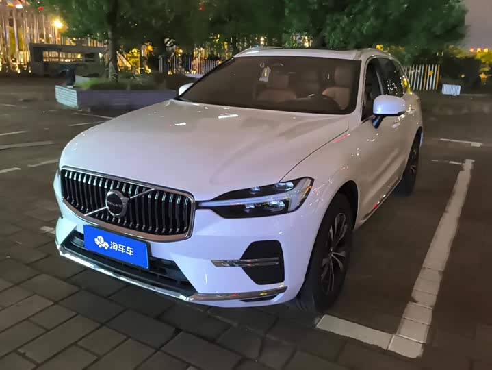Volvo XC60, 2023 — купить в Санкт-Петербурге под ключ