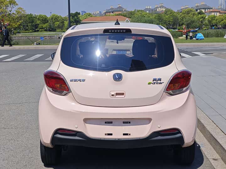 Changan BenBen E-Star, 2022 — фото 5 из 9