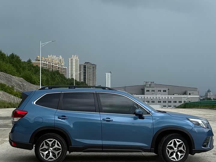 Subaru Forester, 2022 — фото 5 из 9