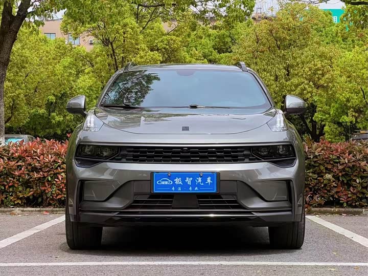 Lynk & Co 01 EM-P Hybrid, 2021 — фото 2 из 9
