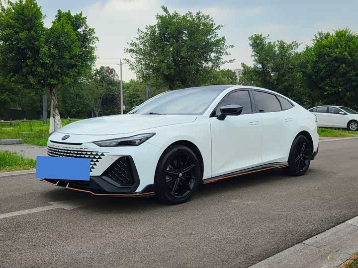 Changan UNI-V, 2023 — купить в Санкт-Петербурге под ключ