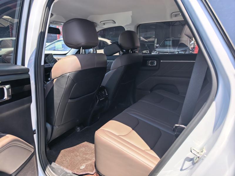 Wuling Starlight 560, 2025 — фото 7 из 9
