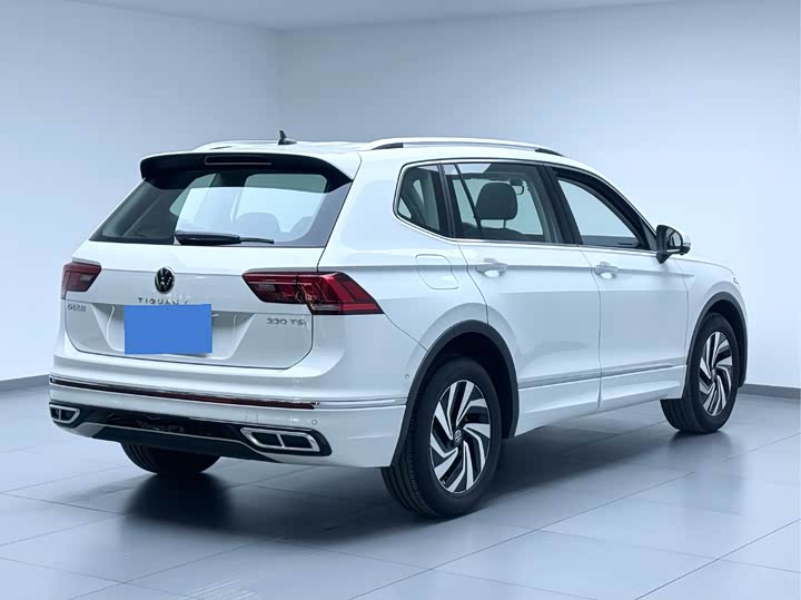 Volkswagen Tiguan L Pro, 2024 — фото 5 из 9