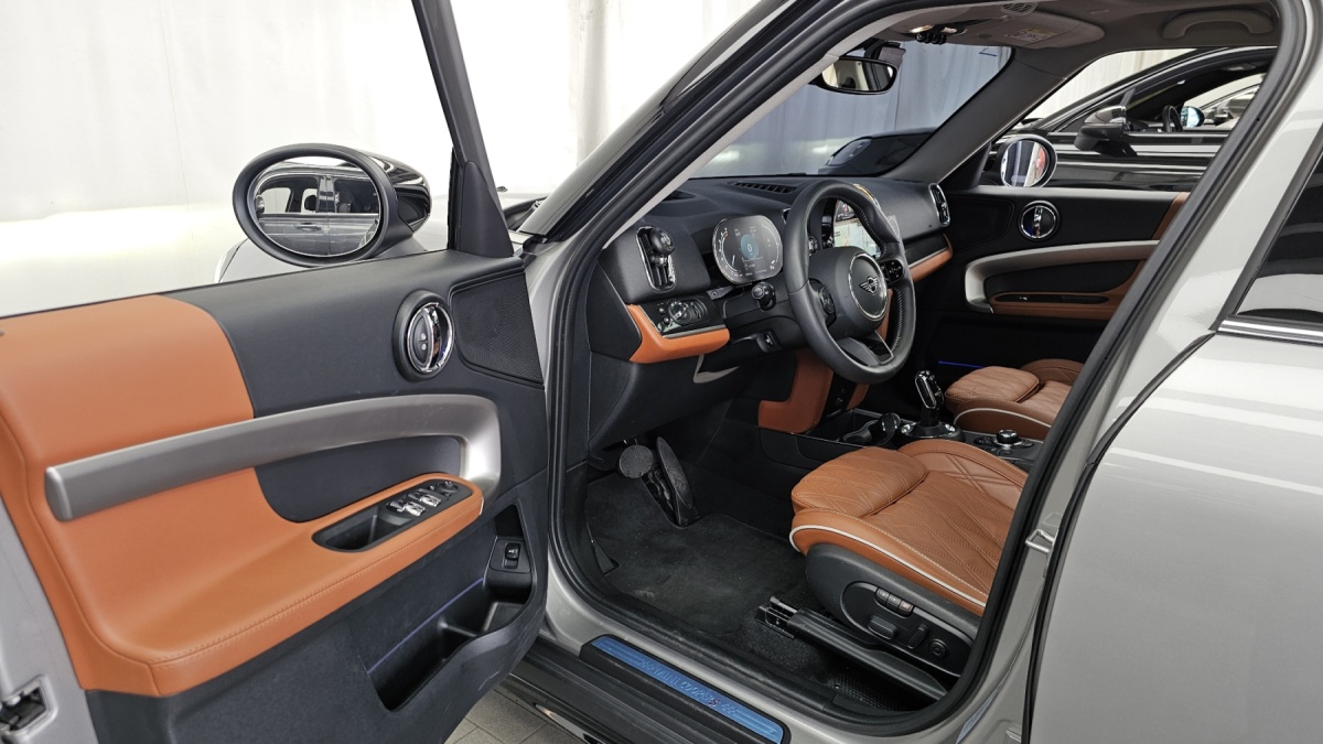 Mini Countryman, 2023 — фото 9 из 12