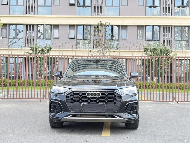 Audi Q5L, 2023 — фото 2 из 12