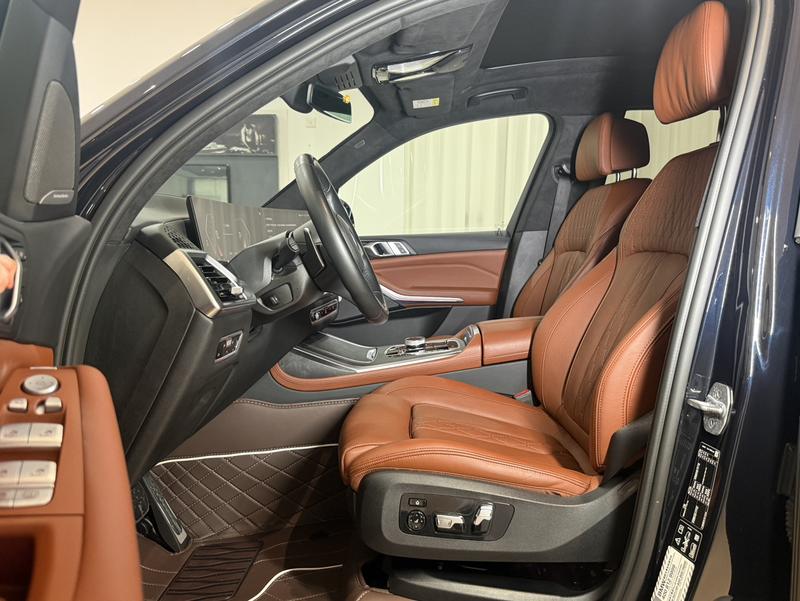 BMW X7, 2022 — фото 10 из 12