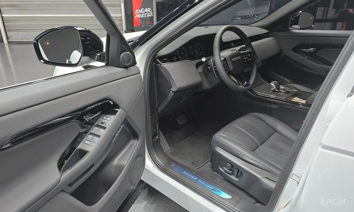 Land Rover Range Rover Evoque, 2025 — фото 11 из 12