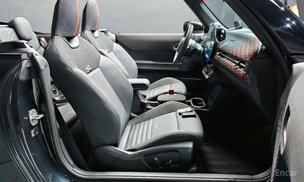 Mini Cooper Convertible, 2025 — фото 11 из 12