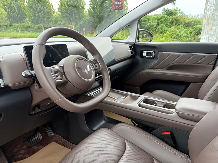 Wuling Starlight 730 Hybrid/EV, 2025 — фото 6 из 9