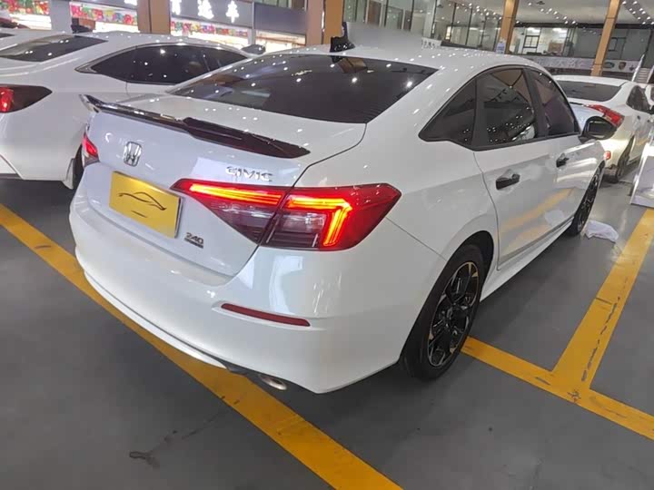 Honda Civic, 2023 — фото 7 из 9