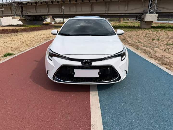 Toyota Levin, 2024 — фото 8 из 9