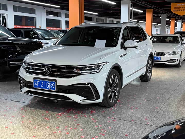 Volkswagen Tiguan L Pro, 2022 — фото 2 из 9