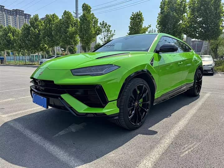 Lamborghini Urus, 2023 — купить в Кирове под ключ