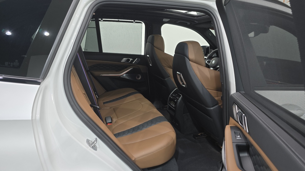 BMW X5 M, 2025 — фото 10 из 12