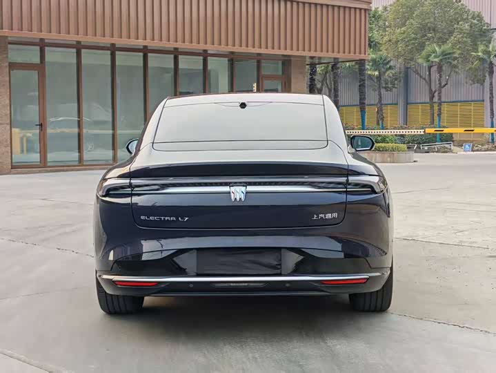 Buick Electra L7, 2025 — фото 5 из 9