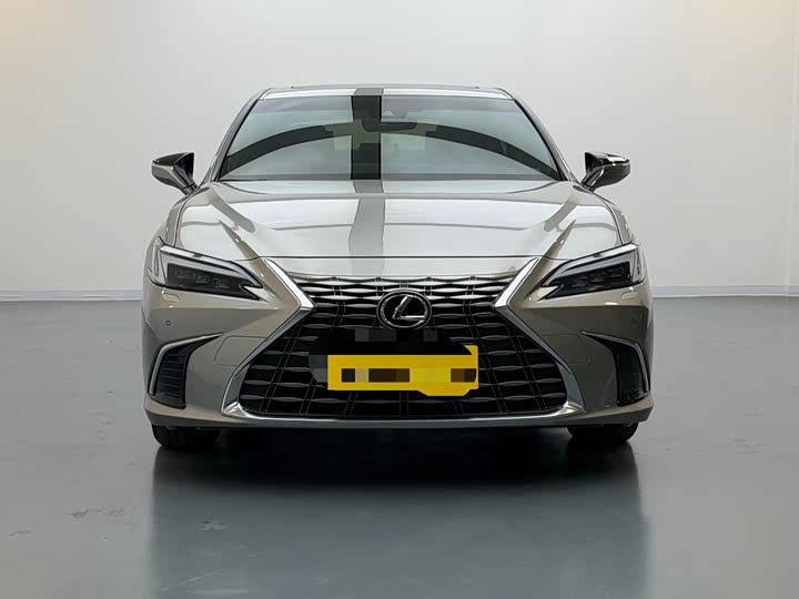 Lexus ES, 2025 — фото 5 из 9