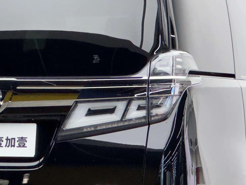 Toyota Vellfire, 2021 — фото 4 из 12