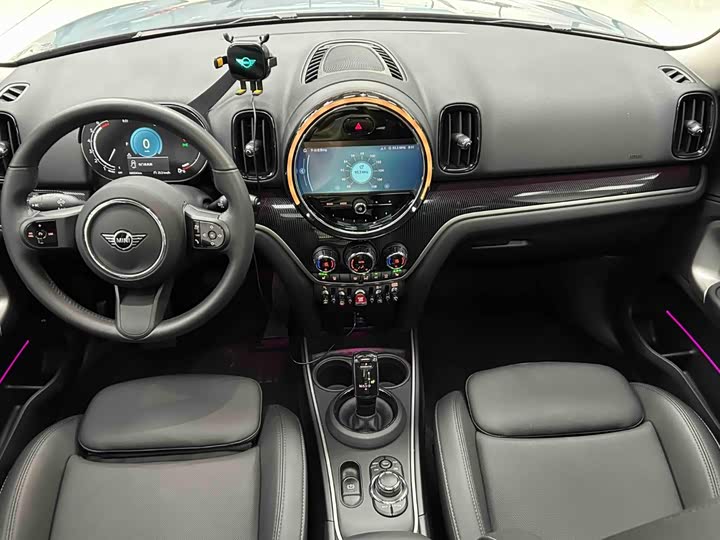 Mini Countryman, 2023 — фото 2 из 9
