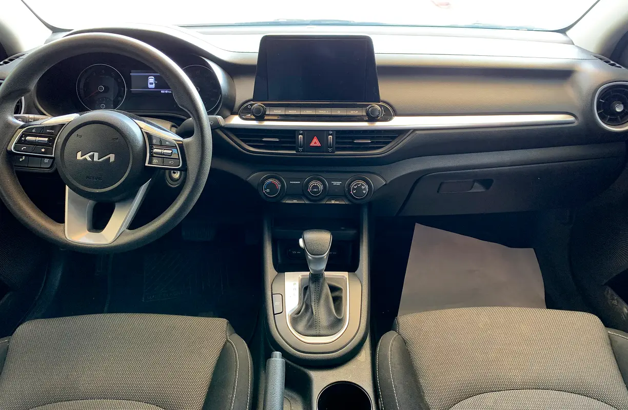 Kia Forte, 2023 — фото 6 из 10