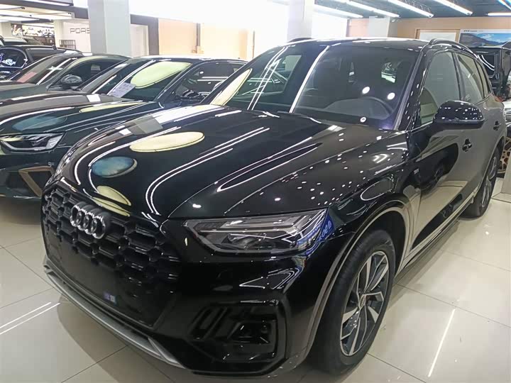 Audi Q5L, 2023 — фото 2 из 9