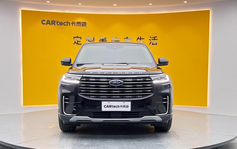 Ford Explorer, 2023 — фото 2 из 12