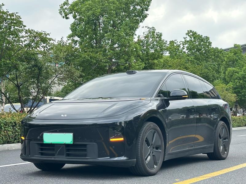 LiXiang i6, 2025 — купить в Брянске под ключ