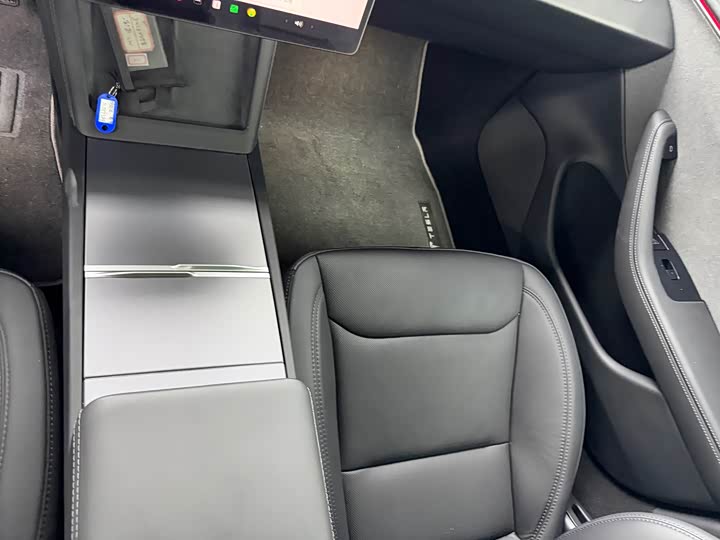 Tesla Model 3, 2023 — фото 8 из 9