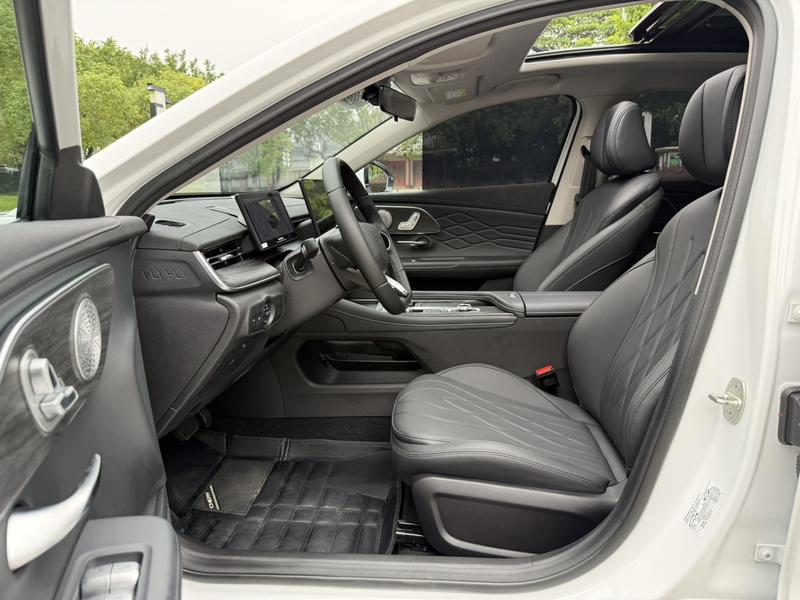 Chery Arrizo 8 Pro, 2025 — фото 11 из 12