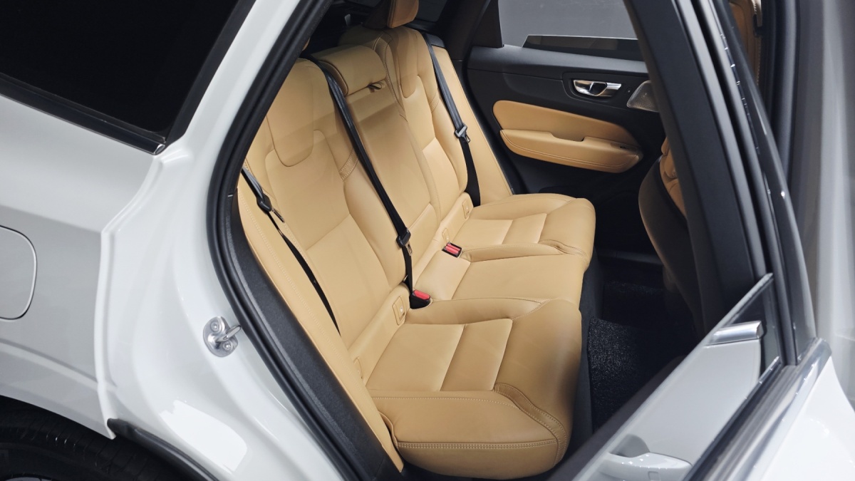 Volvo XC60, 2024 — фото 11 из 12