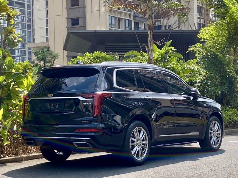Cadillac XT6, 2022 — фото 6 из 10
