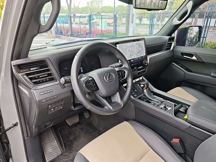 Lexus GX, 2024 — фото 9 из 9