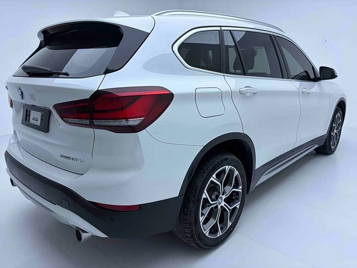 BMW X1, 2022 — фото 4 из 9